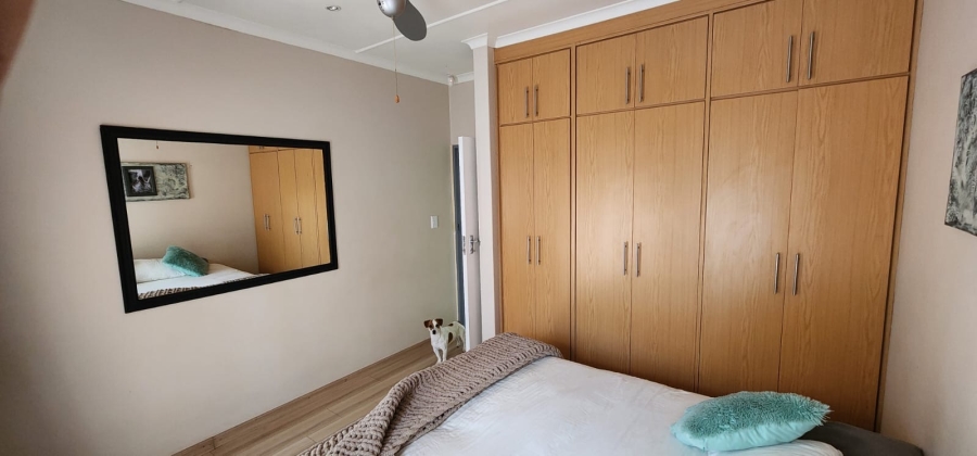 7 Bedroom Property for Sale in Flamwood North West